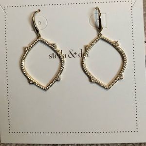 Stella and Dot Earrings